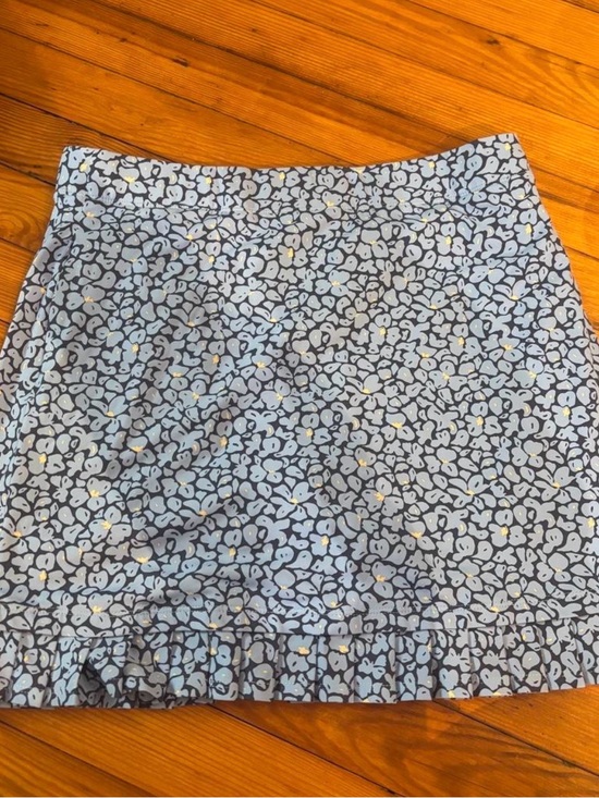 J. McLaughlin Dresses & Skirts - J. McLaughlin Light Blue Floral Ruffle-Hem Mini Skirt